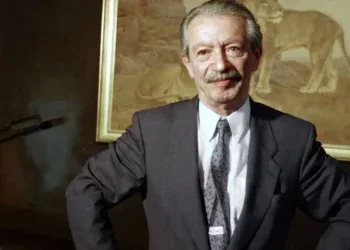 پیام شاهزاده در رابطه با شاپور بختیار